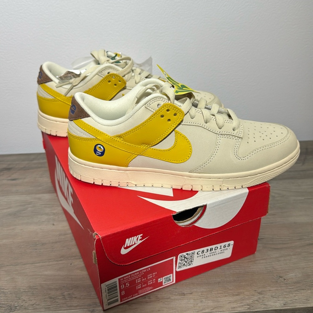 Nike- Dunk Low LX “Banana” 9.5